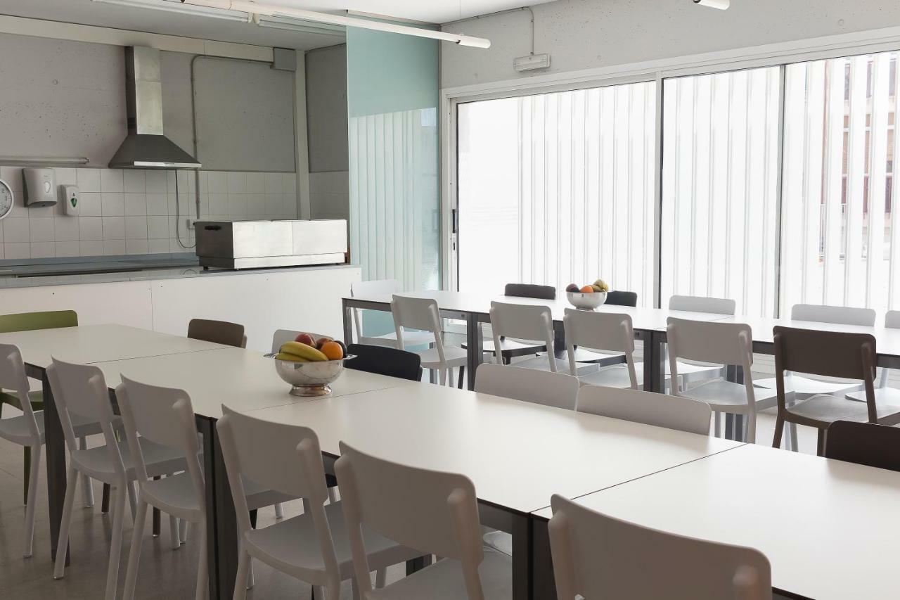 Residencia Universitaria Sant Joan Hotel Reus Ngoại thất bức ảnh